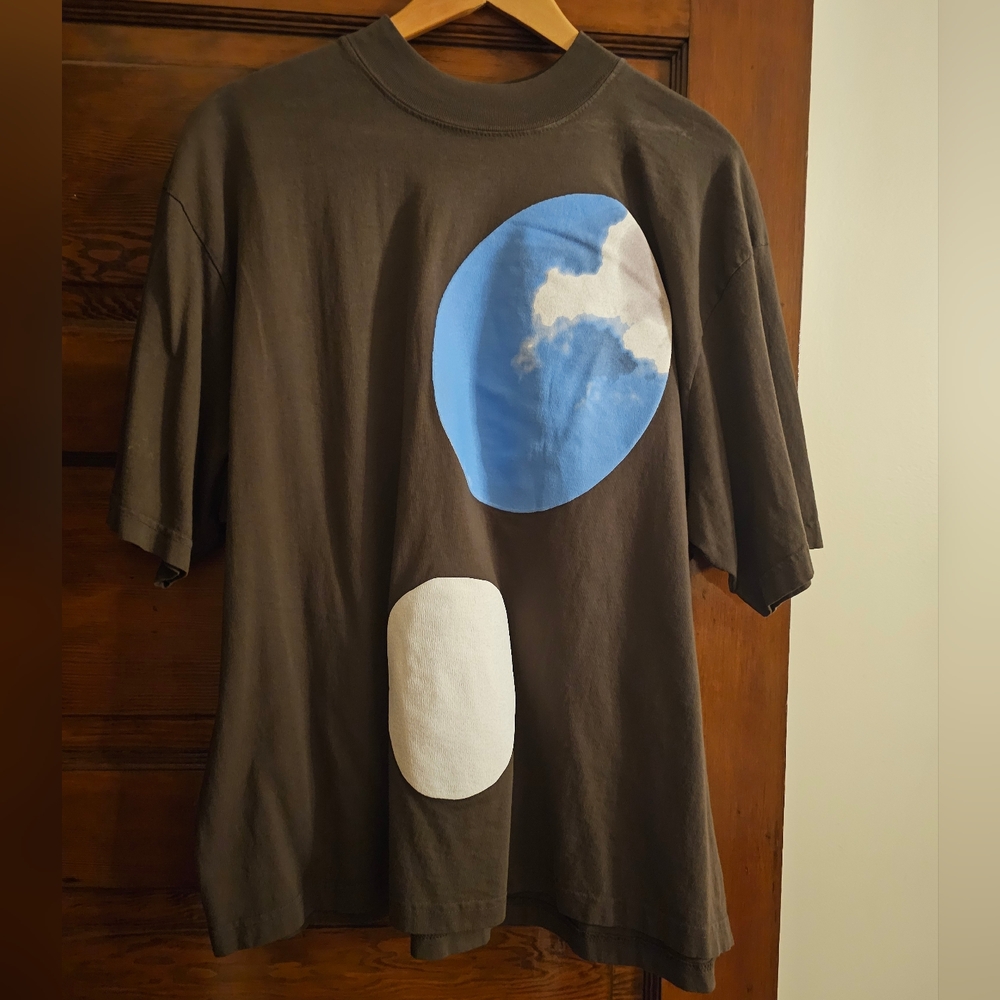 Kanye West Jesus is King Shirt Size L